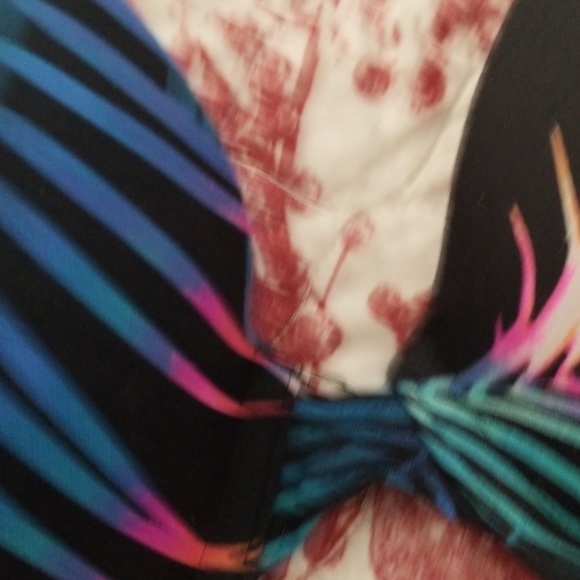 Pink bras - Picture 5 of 5